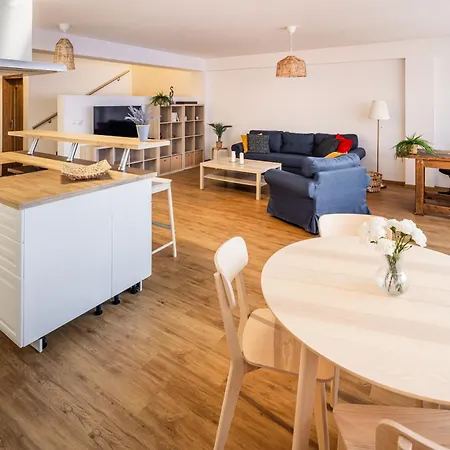 Spatown Promenade Apartment