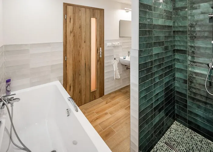 Spatown Promenade 公寓 皮耶什佳尼